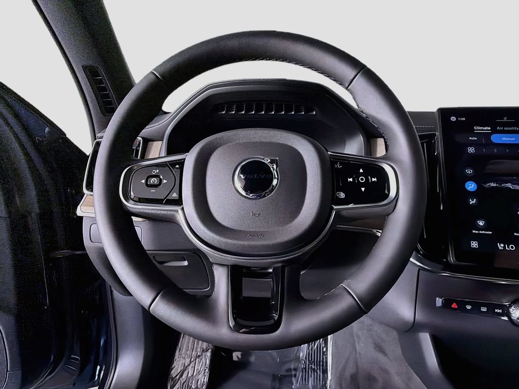 New 2026 Volvo XC90 T8 Ultra w/ Protection Package AWD/4WD image 11
