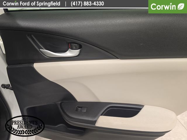 Used 2019 Honda Insight EX image 14