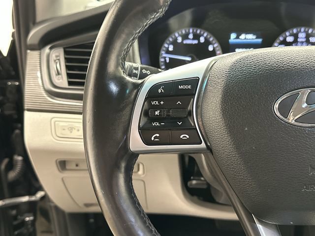 Used 2019 Hyundai Sonata Limited w/ Ultimate Package 04 image 9