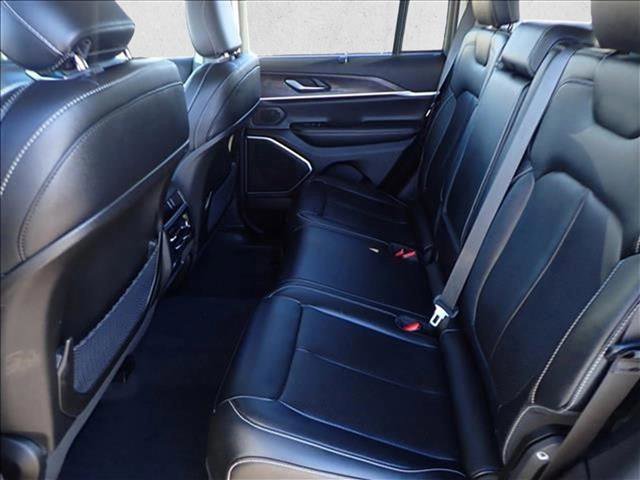 Used 2024 Jeep Grand Cherokee Limited 4xe image 10