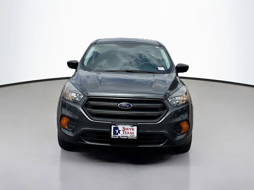 Used 2019 Ford Escape S image 2