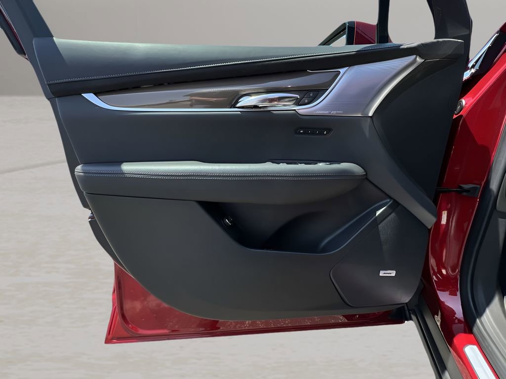 Certified 2024 Cadillac XT6 Premium Luxury w/ Platinum Package image 23