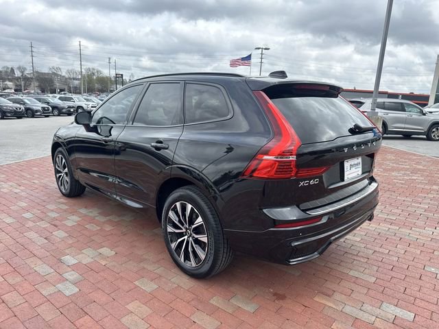 Used 2024 Volvo XC60 B5 Core w/ Protection Package Premier image 33