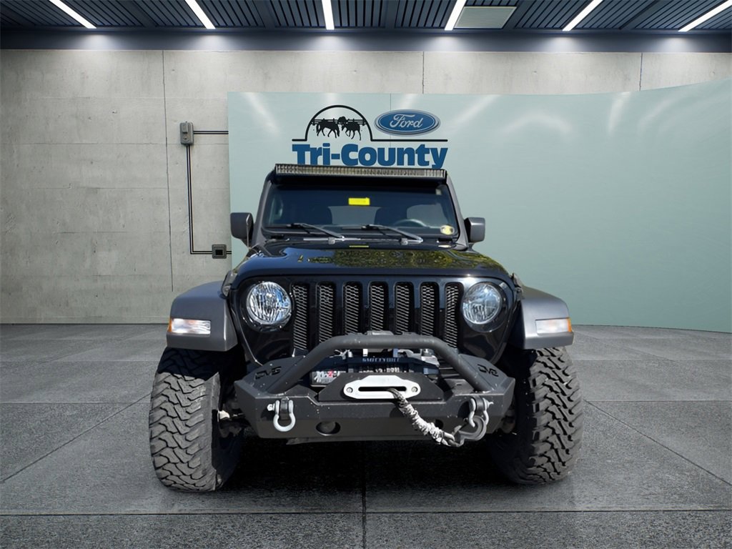 Used 2018 Jeep Wrangler Unlimited Sport image 2