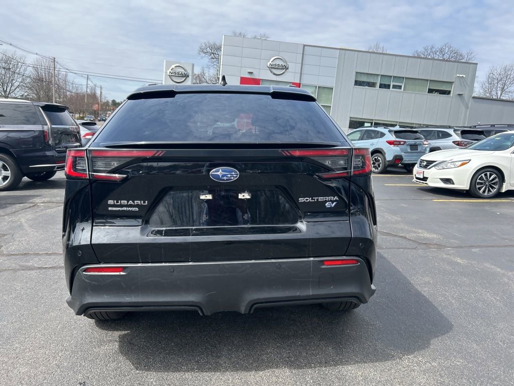 Used 2024 Subaru Solterra Premium image 6
