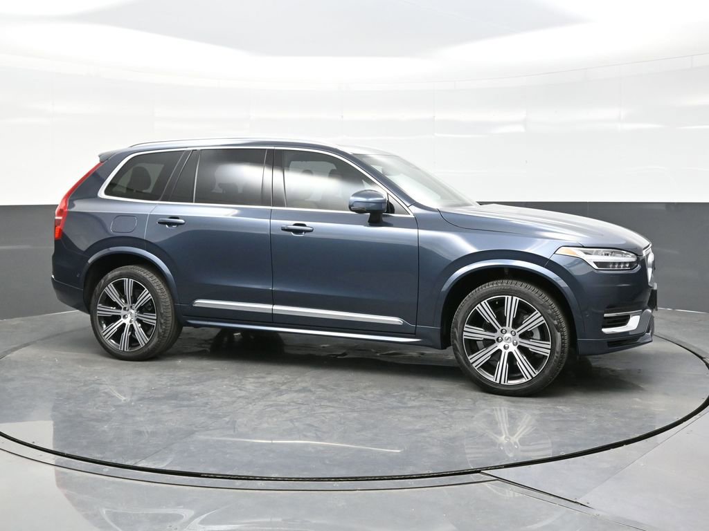 Used 2025 Volvo XC90 T8 Ultra w/ Protection Package Premier image 8