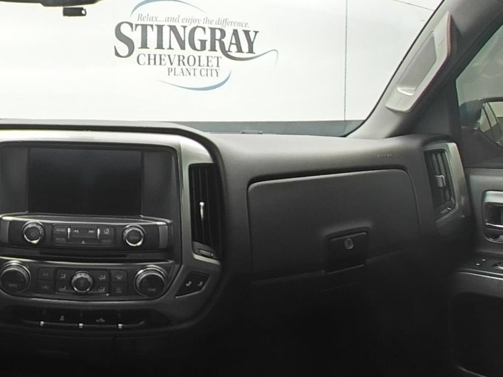 Used 2018 Chevrolet Silverado 1500 LT w/ All Star Edition AWD/4WD image 11