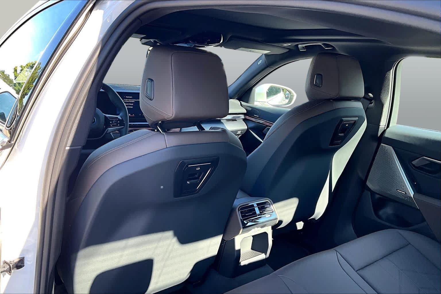Certified 2024 BMW i5 eDrive40i w/ M Sport Package RWD image 22