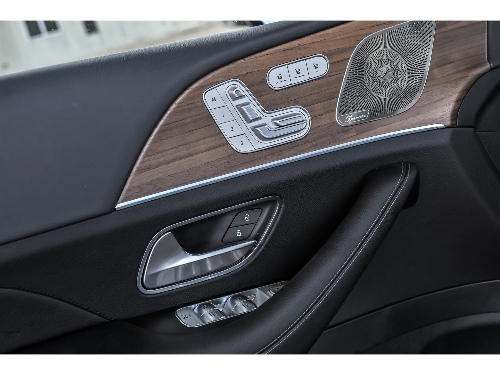 Certified 2025 Mercedes-Benz GLE 350 4MATIC image 8