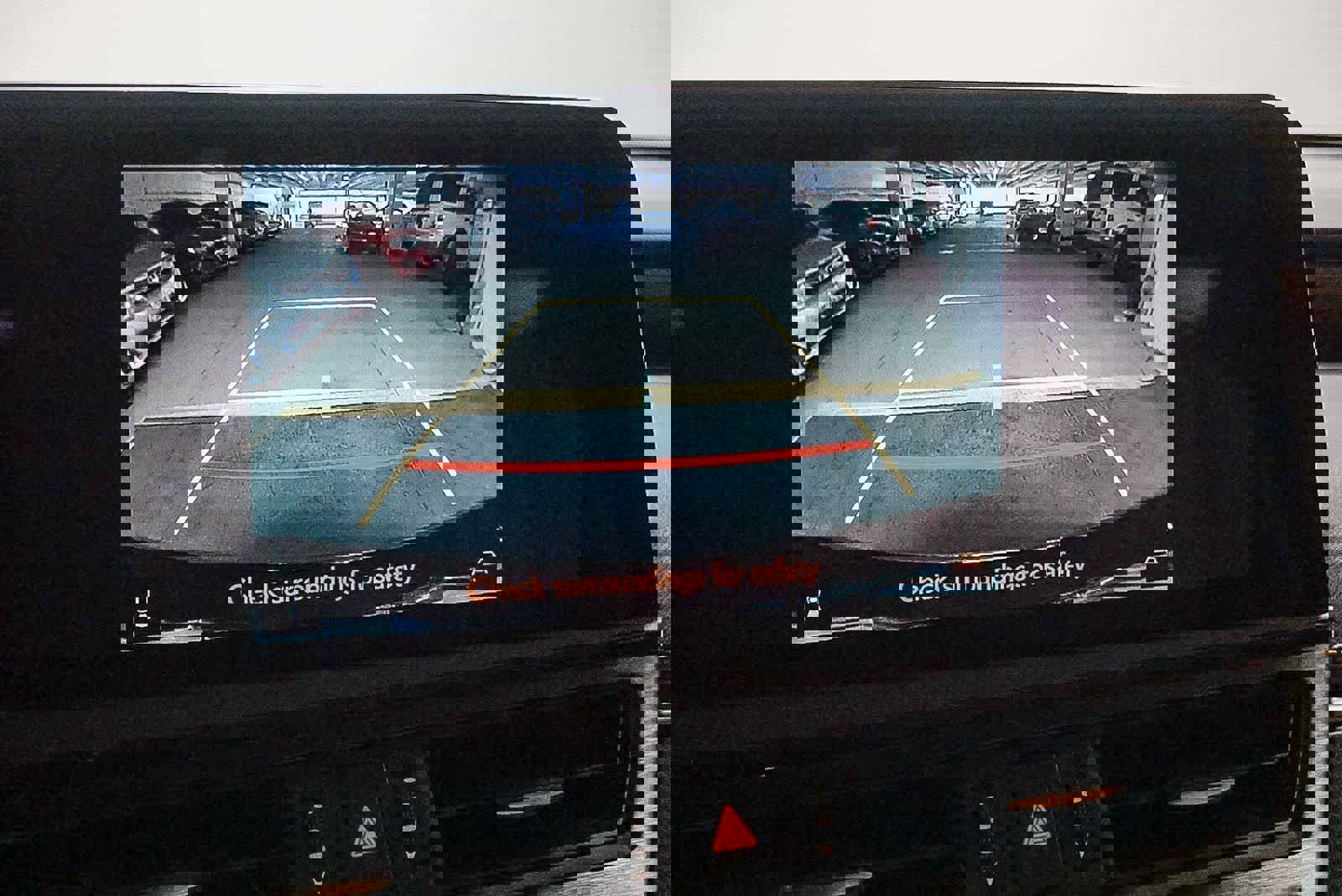 Used 2025 Lexus ES 300h w/ Premium Package image 24