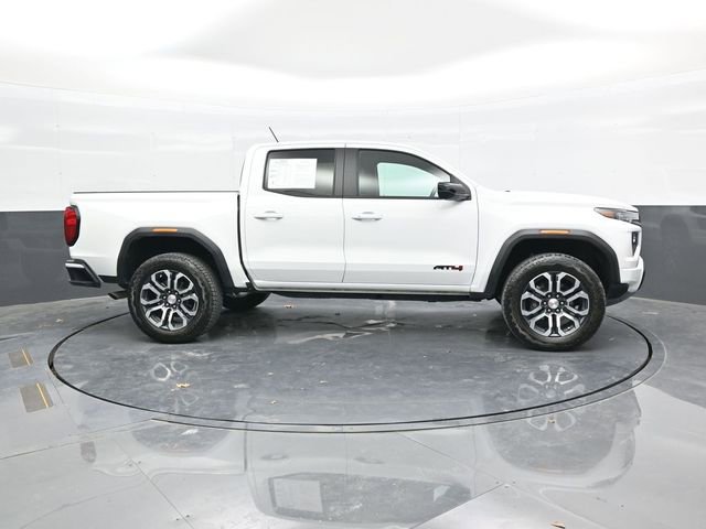 Used 2024 GMC Canyon AT4 w/ Technology Package AWD/4WD image 8