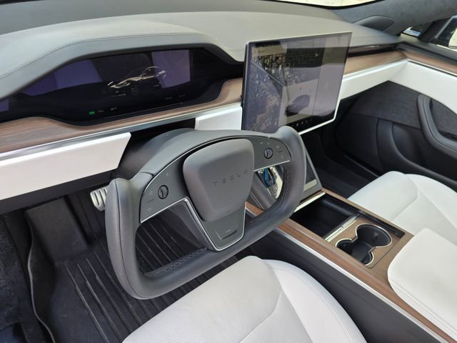 Used 2022 Tesla Model S AWD/4WD image 20