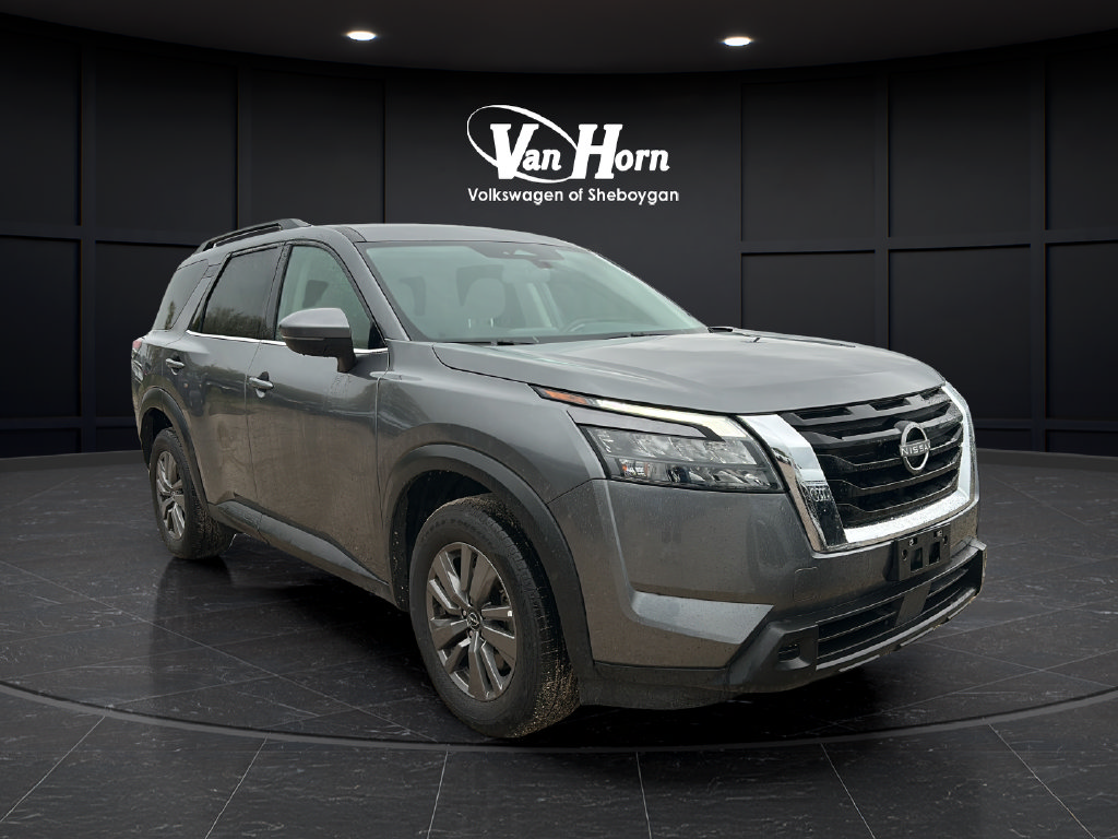 Used 2025 Nissan Pathfinder SV AWD/4WD image 1