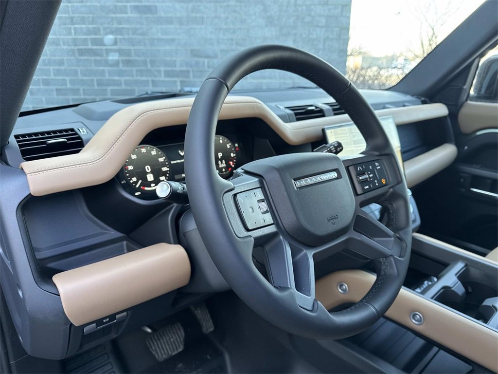 New 2026 Land Rover Defender 130 X-Dynamic SE image 20