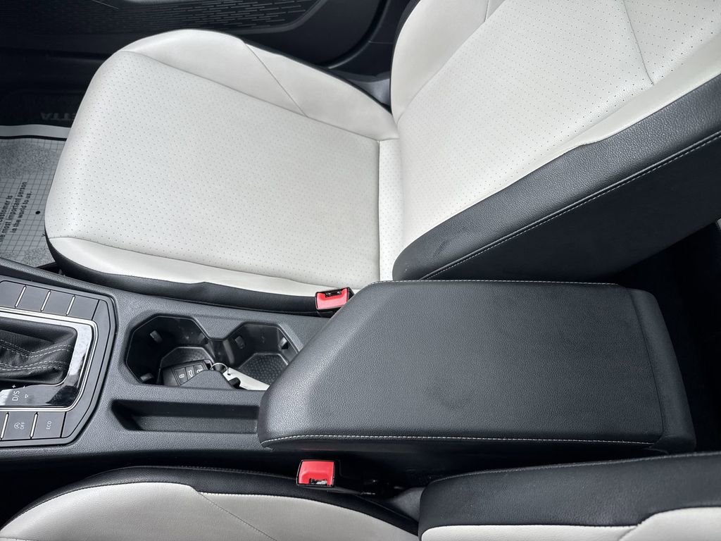 Used 2019 Volkswagen Jetta R-Line image 20