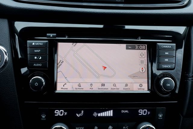 Used 2018 Nissan Rogue SL w/ Premium Package image 8