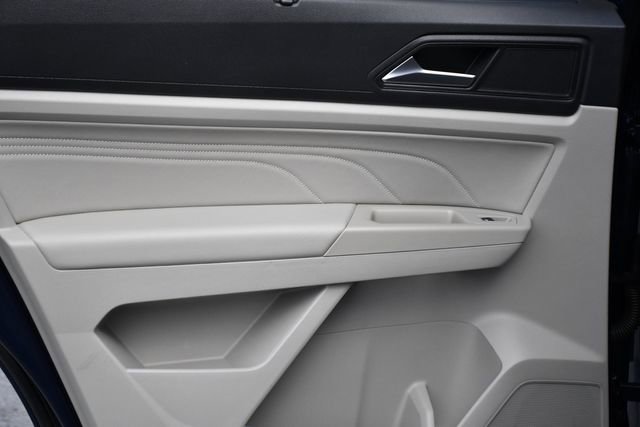 Used 2021 Volkswagen Atlas SE w/ Panoramic Sunroof Package image 23