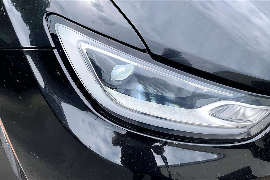 Used 2023 Chrysler Pacifica Touring-L FWD image 30