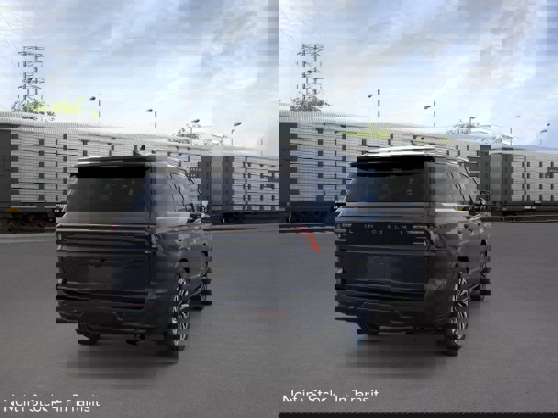 New 2026 Lincoln Navigator Black Label image 8