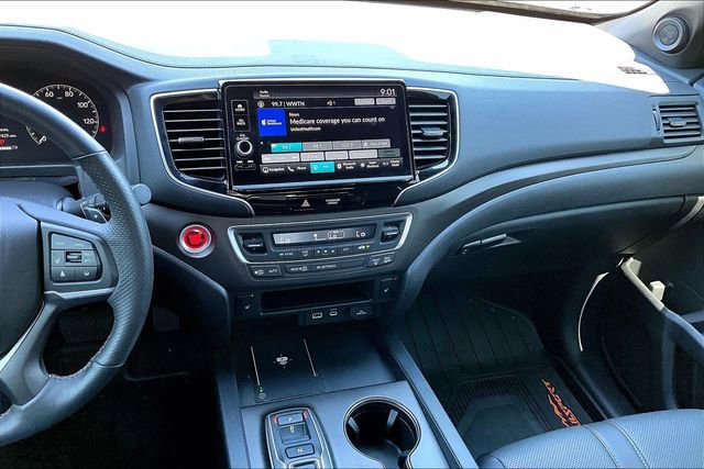 Used 2025 Honda Ridgeline TrailSport image 16