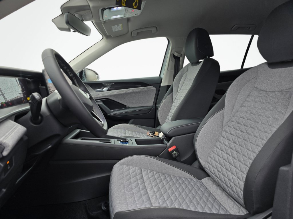 New 2026 Volkswagen Tiguan S AWD/4WD image 20