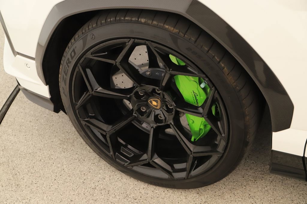 Used 2023 Lamborghini Urus Performante image 42