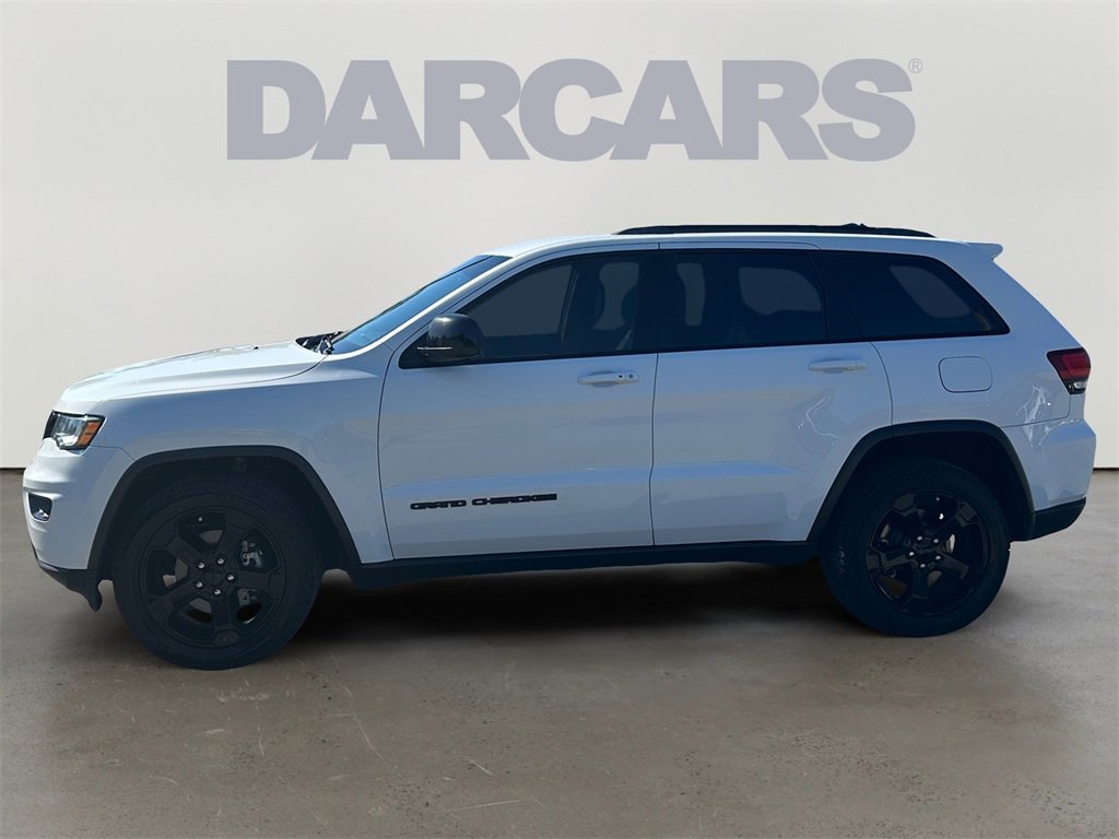 Used 2018 Jeep Grand Cherokee Laredo image 4