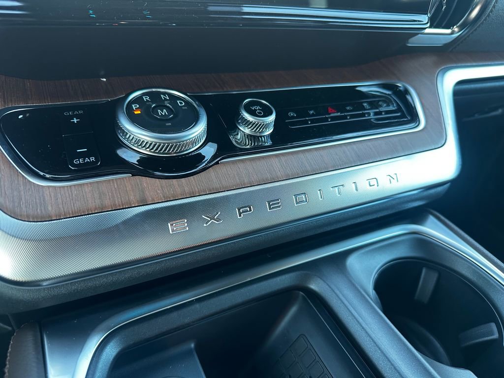 New 2025 Ford Expedition King Ranch AWD/4WD image 72