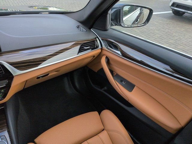 Used 2023 BMW 530i xDrive w/ Convenience Package AWD/4WD image 18