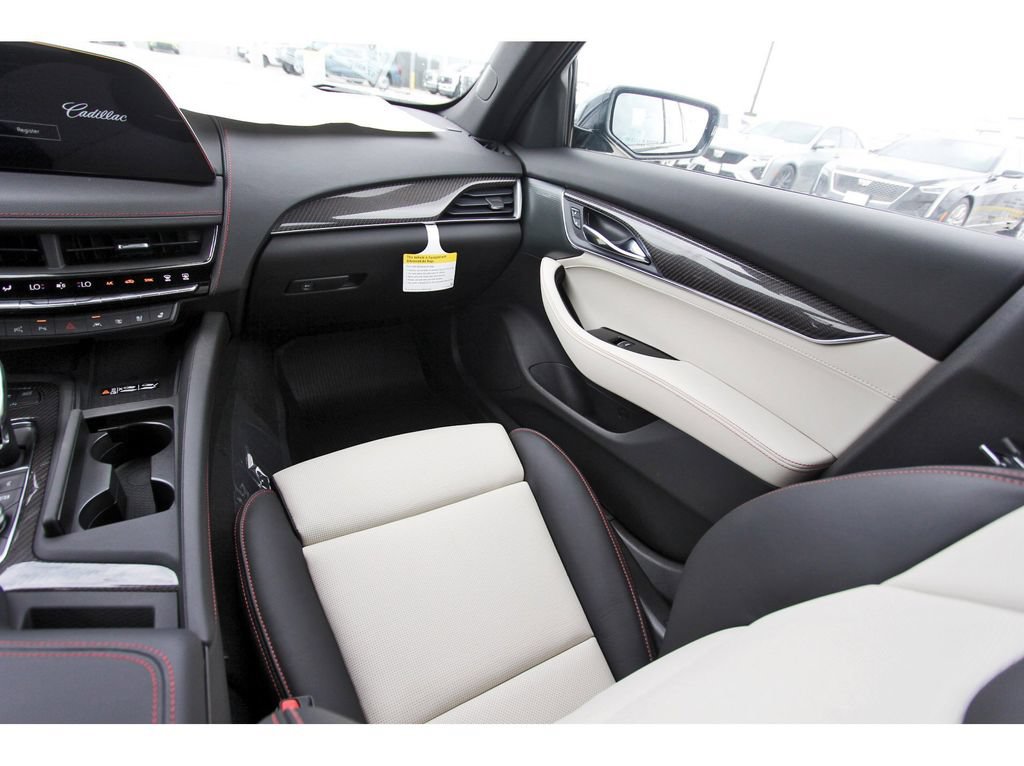 New 2026 Cadillac CT5 Sport w/ Technology Package RWD image 10