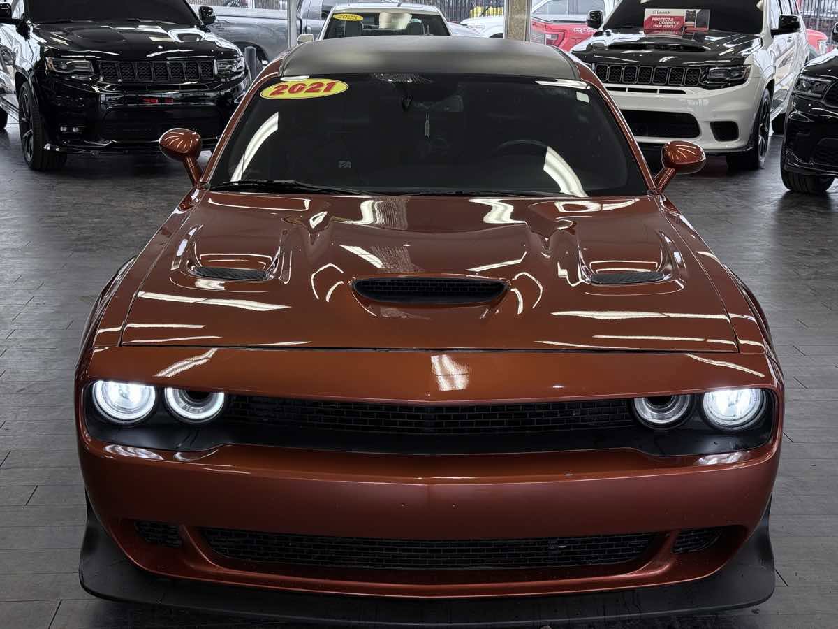 Used 2021 Dodge Challenger R/T Scat Pack image 3