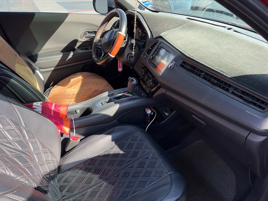 Used 2019 Honda HR-V Sport image 8