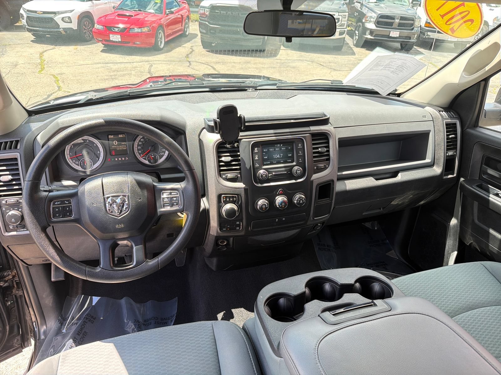 Used 2017 RAM 1500 Express AWD/4WD image 15