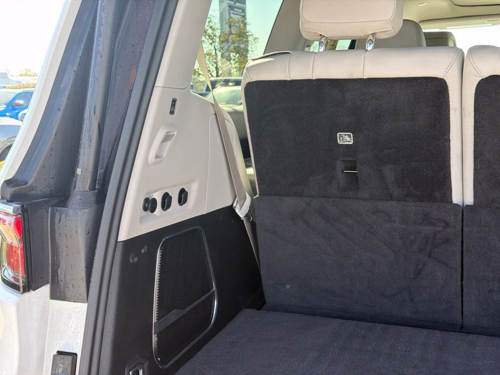 Used 2023 Jeep Wagoneer Series II w/ Premium Group I AWD/4WD image 26