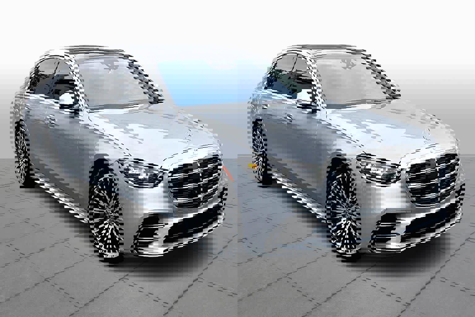 Used 2021 Mercedes-Benz S 580 4MATIC Sedan image 3