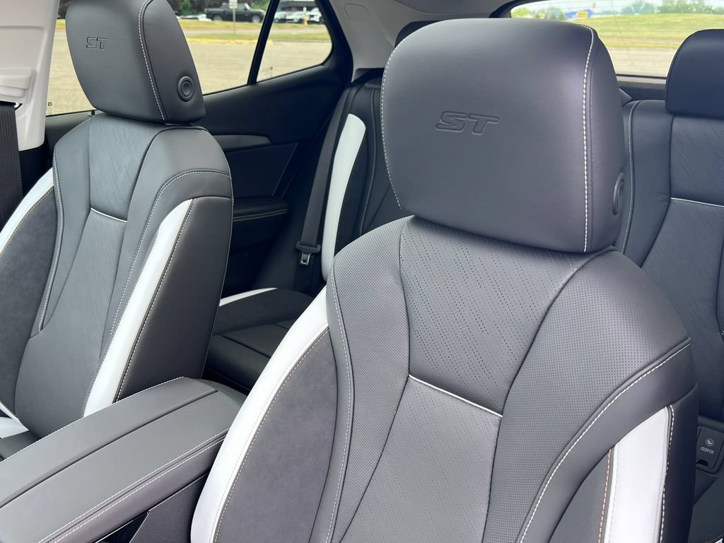 New 2026 Buick Envision Sport Touring AWD/4WD image 12