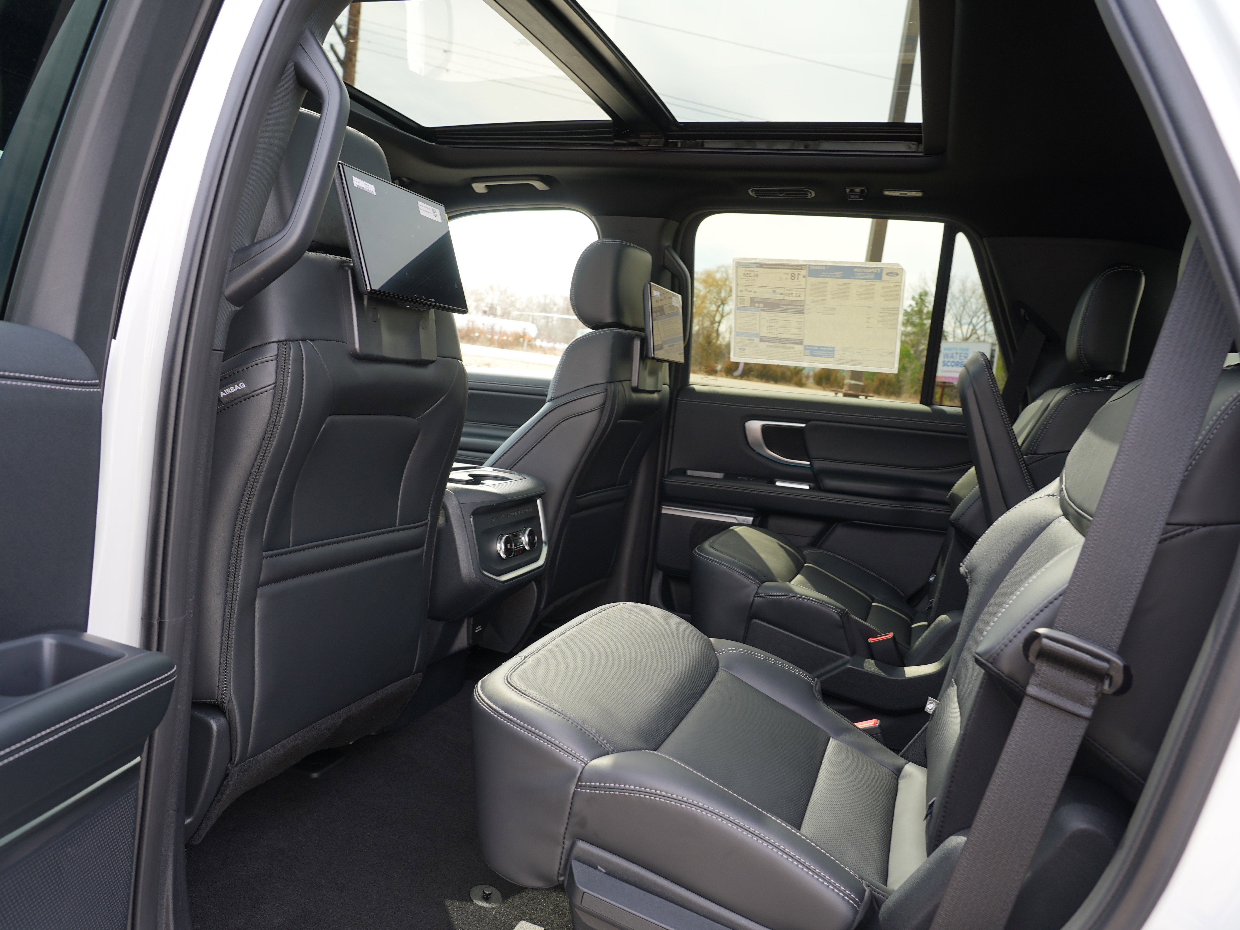 New 2026 Ford Expedition Platinum AWD/4WD image 17