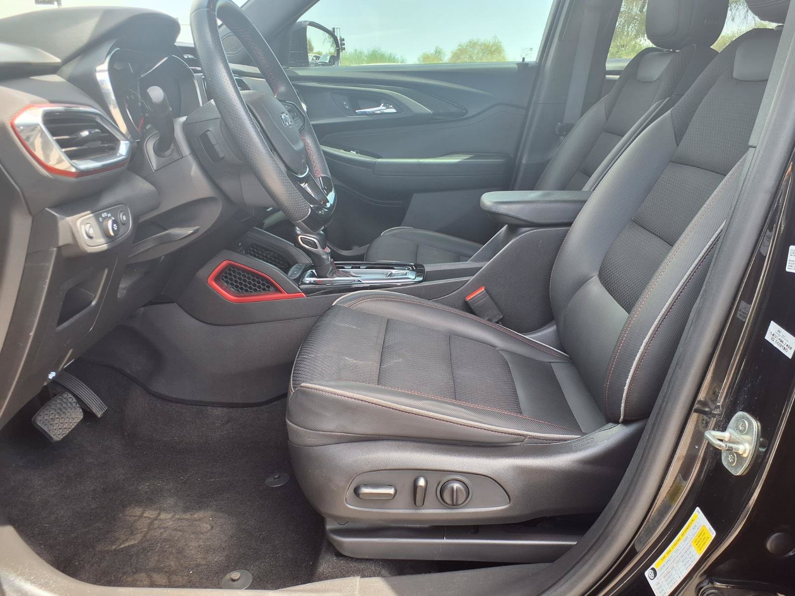 Used 2021 Chevrolet TrailBlazer RS w/ Sun and Liftgate Package FWD image 20