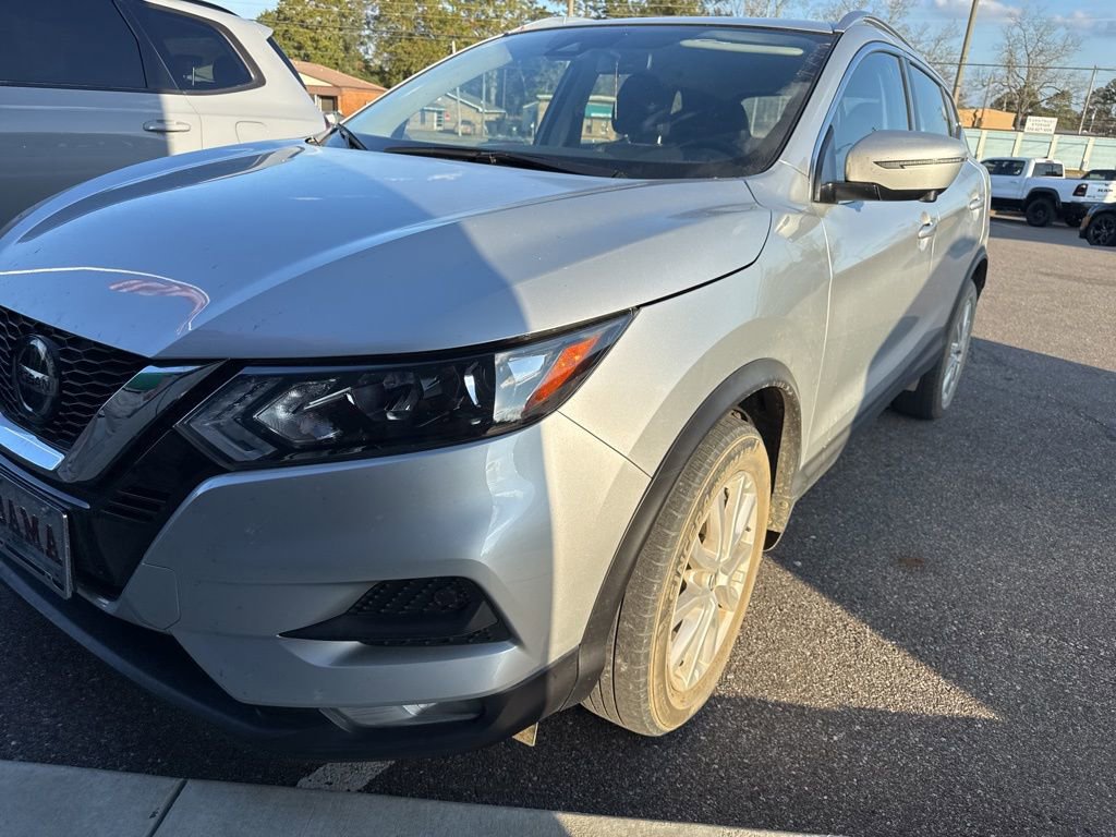 Used 2022 Nissan Rogue Sport SV w/ Technology Package