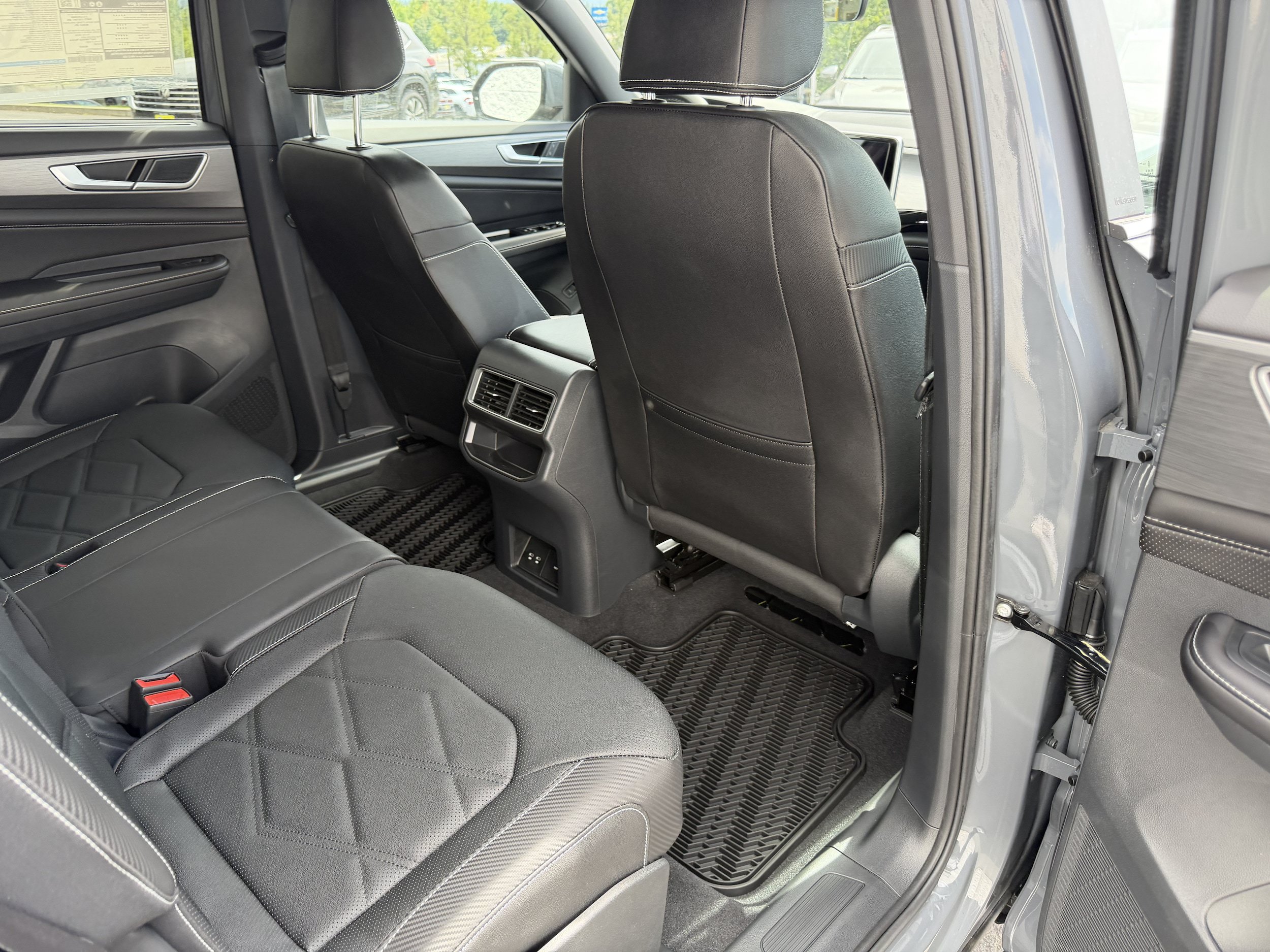 New 2026 Volkswagen Atlas Cross Sport SE AWD/4WD image 29