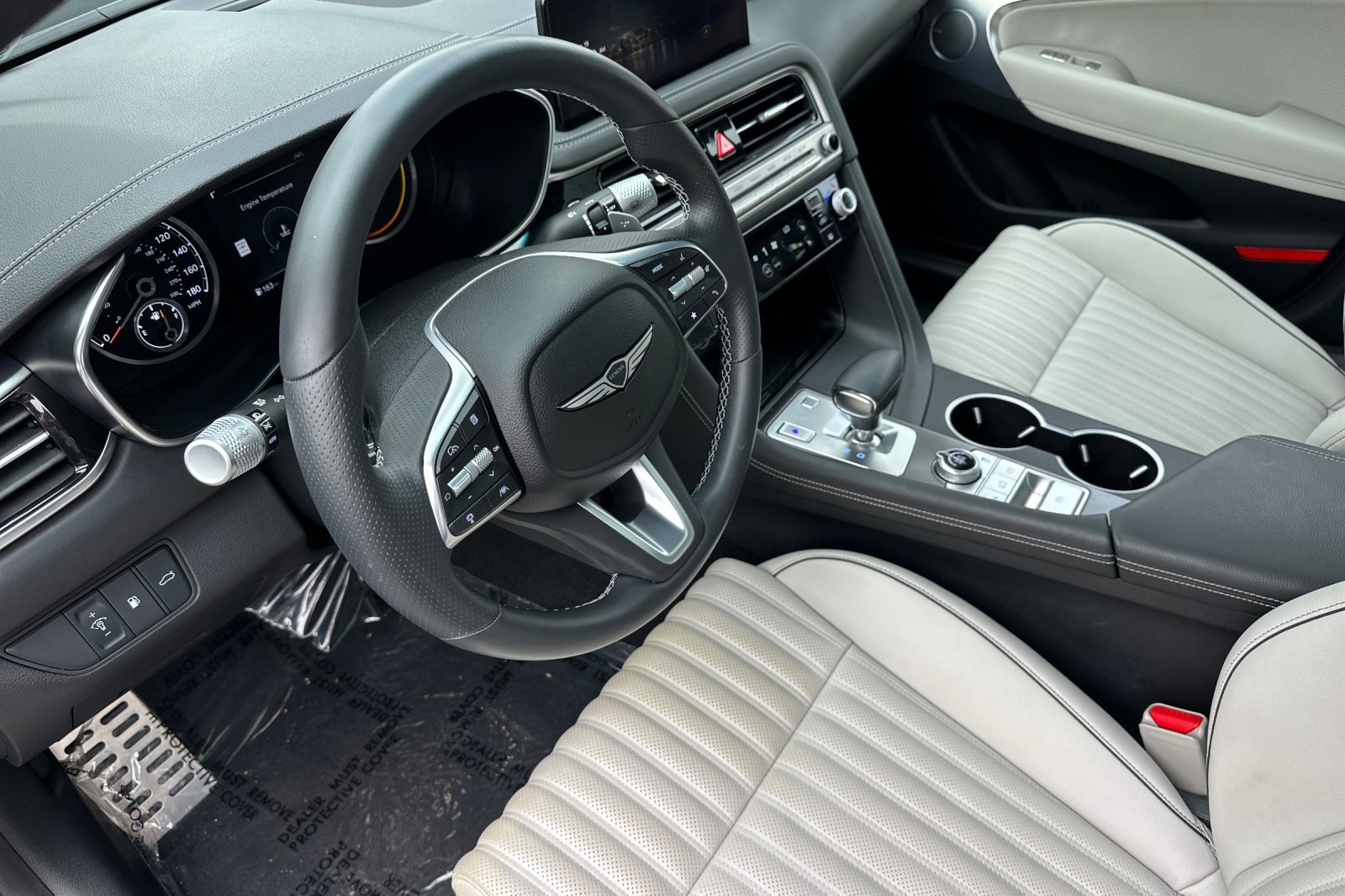 Used 2025 Genesis G70 2.5T w/ Sport Prestige Package image 11