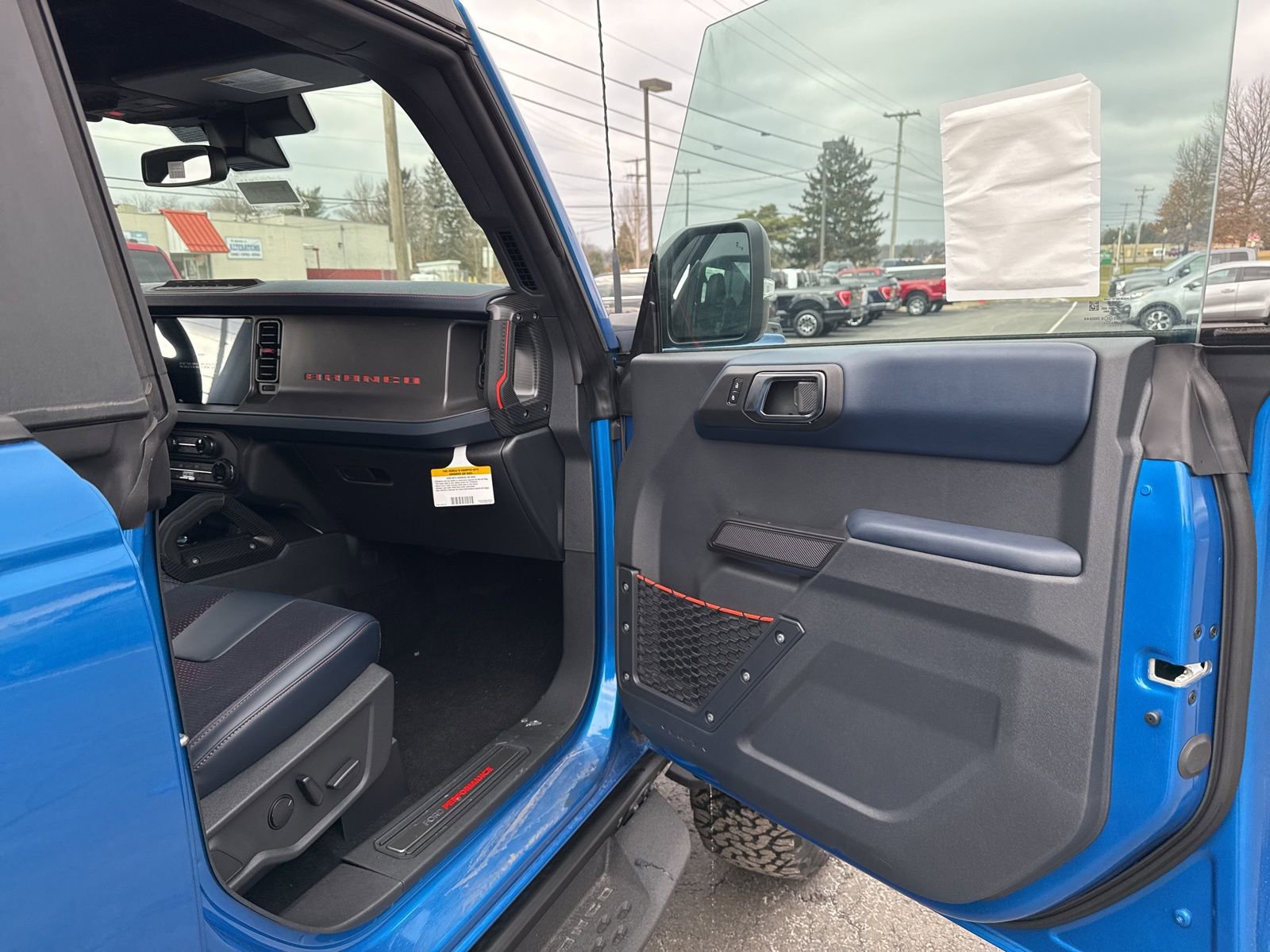 New 2025 Ford Bronco Raptor w/ Interior Carbon Fiber Pack image 28