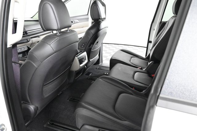 New 2026 Kia Carnival EX image 15