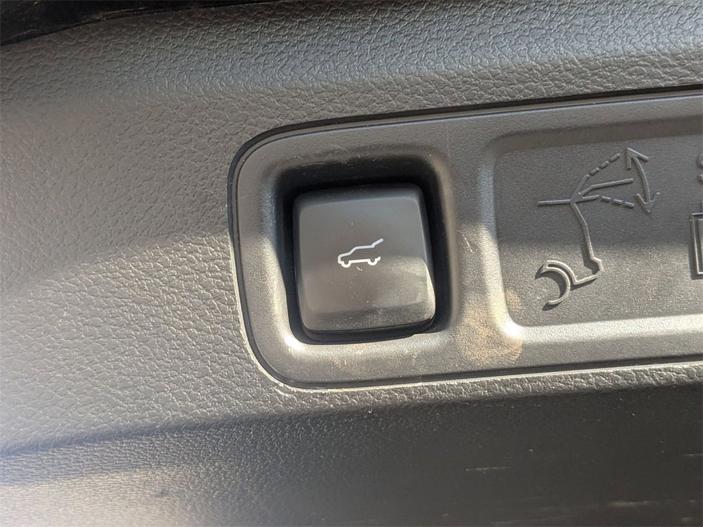 Used 2024 Ford Expedition Max Limited image 30