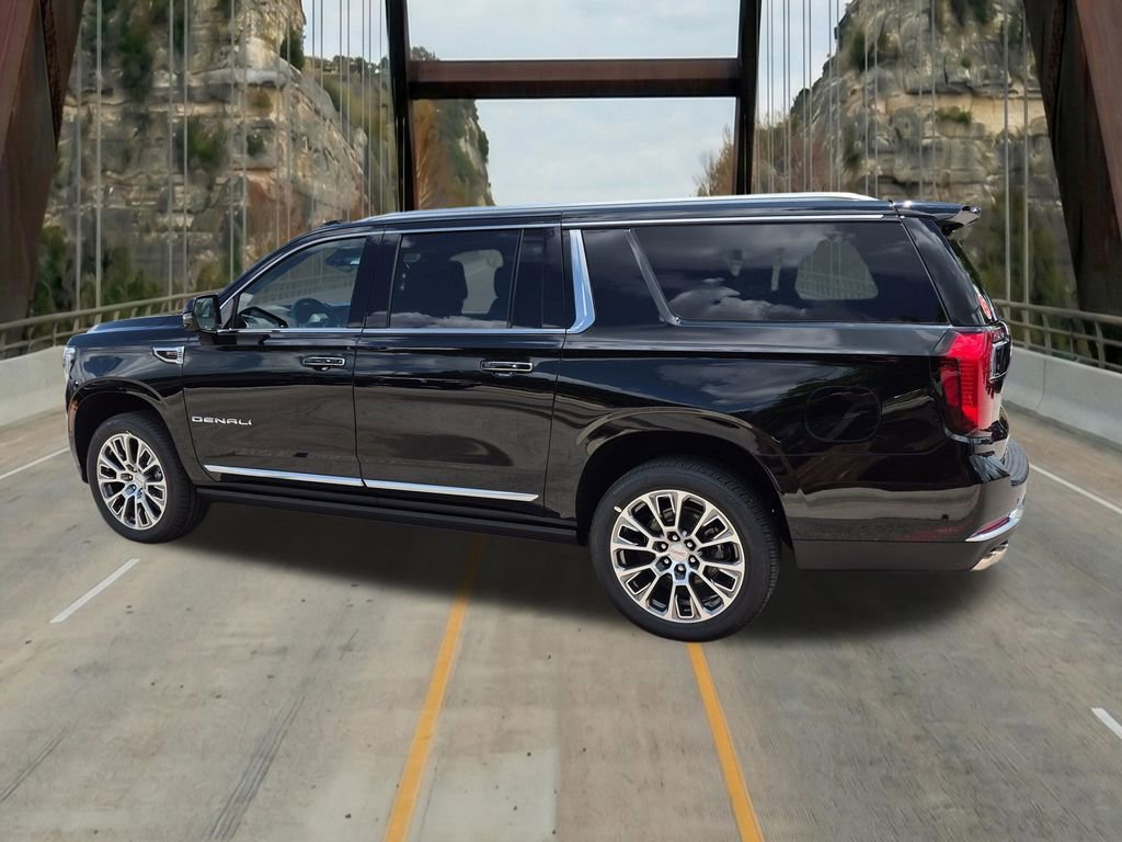 New 2026 GMC Yukon XL Denali w/ Denali Reserve Package AWD/4WD image 7