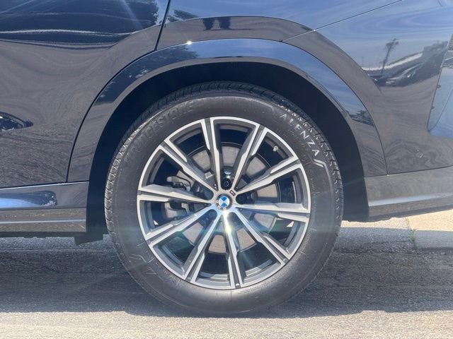 Certified 2026 BMW X6 xDrive40i AWD/4WD image 4
