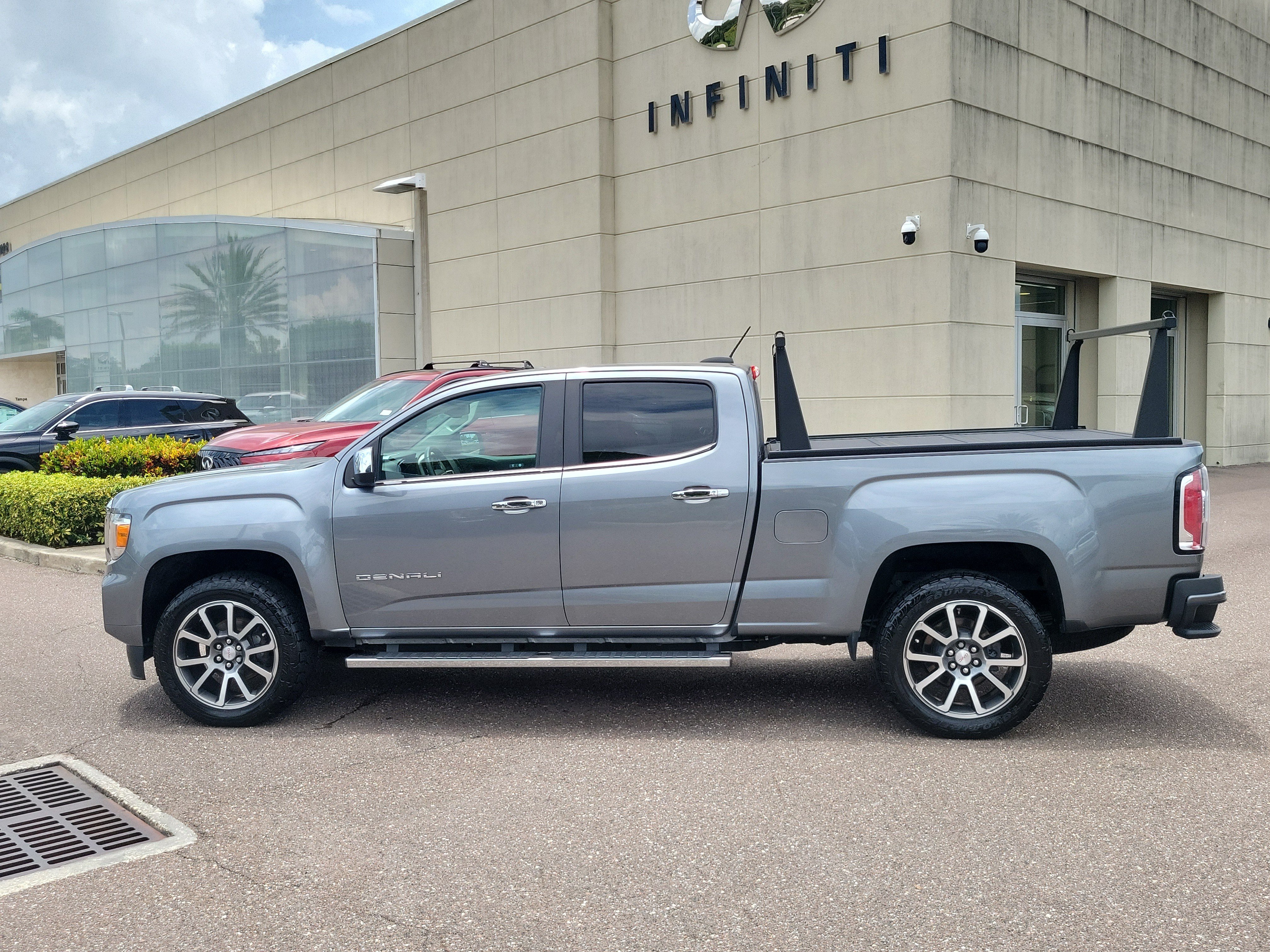 Used 2022 GMC Canyon Denali AWD/4WD image 2