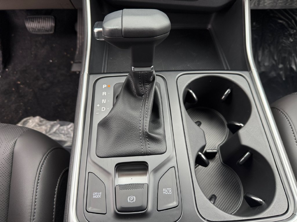 New 2026 Kia Carnival FWD image 20