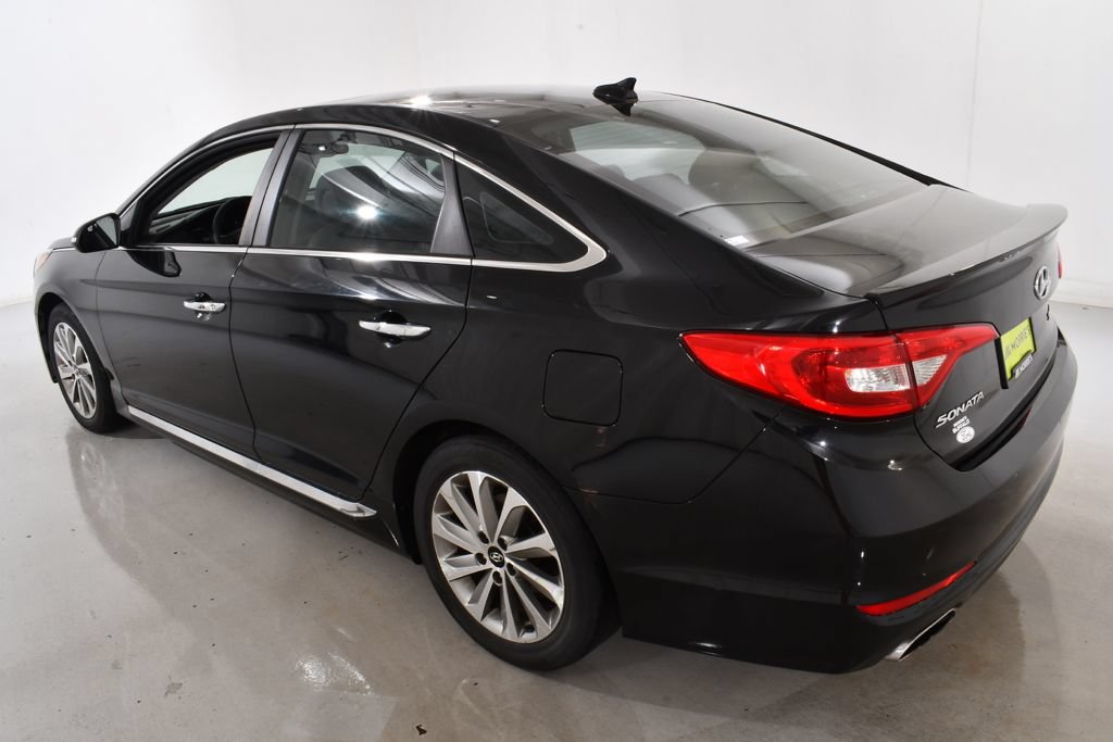 Used 2017 Hyundai Sonata Sport w/ Value Edition Package 02 FWD image 15