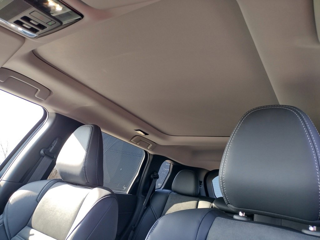 New 2025 Mitsubishi Outlander SE image 23